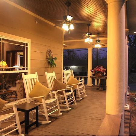 The Thornton Inn Bed And Breakfast Arlington Exterior photo